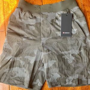 Lululemon T.H.E. Linerless 9” Short - Men’s Medium